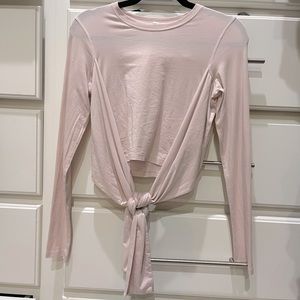 Lululemon tie front long sleeve crop size 4